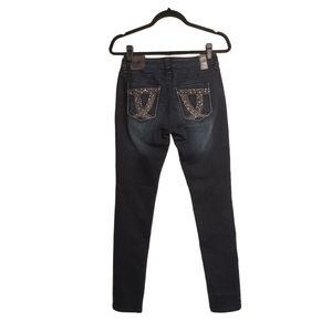 POETIC JUSTICE Embroidered Rhinestone Pockets Dark Blue  Skinny Jeans 26/32 NWT